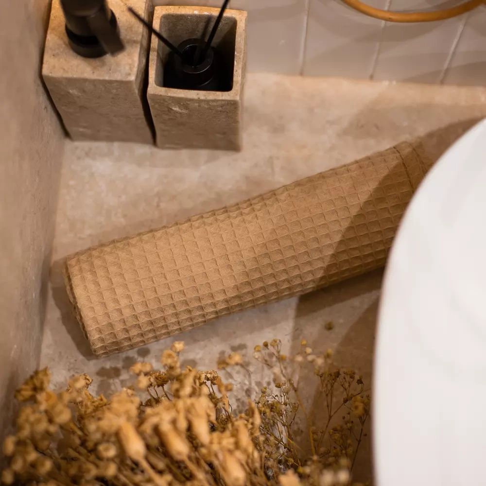 Ręcznik do rąk wafelkowy karmelowy łazienka 1.webp