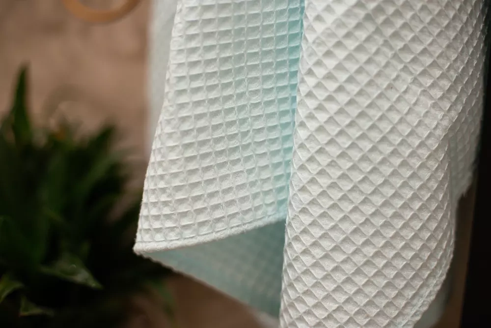 Ręcznik do rąk wafelkowy miętowy detale.webp